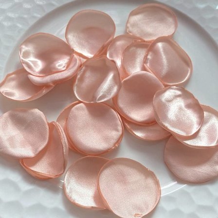 200 stycken simulerade rosenblad, röda blad, blomsterkorg, rosa party papper, möhippa, romantisk dekoration