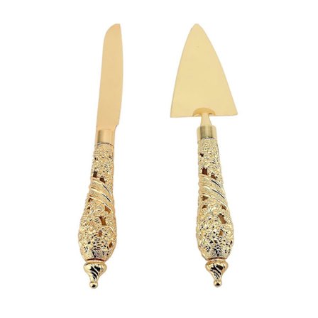 Kakunleikkuri ja piirakkalasta sinkkiseoksesta, leivonnaisten jälkiruokalasta, tarjoilusetti häihin ja perheelle