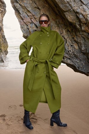 Hanna Stefansson x NA-KD - Oversized kåpe med skjerf i ullblanding - Vinterjakker - Grønn - EU 34