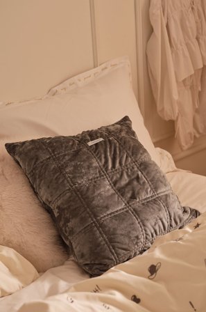 Staycation - Putetrekk Pleasent - Grå - Pynteputer & putetrekk - 60X60 - Fra Homeroom