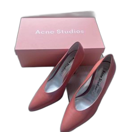 Acne pumps