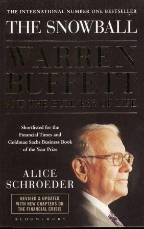 The Snowball - Warren Buffett and the Business of Life - Bok av Alice Schroeder - Pocket