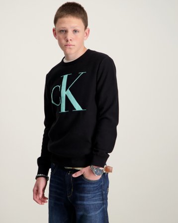 Calvin Klein MONOGRAM REG. SWEATER Svart Genser Gutt - Kids Brand Store