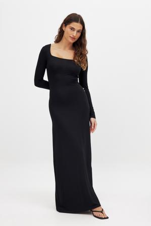 NA-KD Basic Soft Line maxiklänning med rund halsringning - Långärmade maxiklänningar - Svart - XL (EU 46)