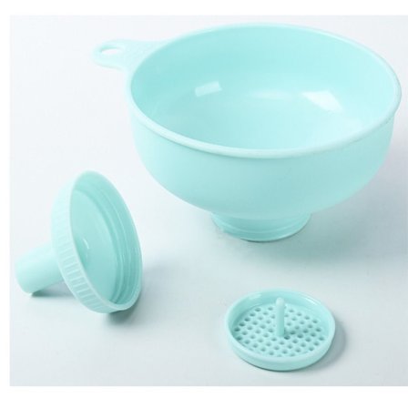 1 stk Bredmundede køkkentragte til påfyldning af flasker