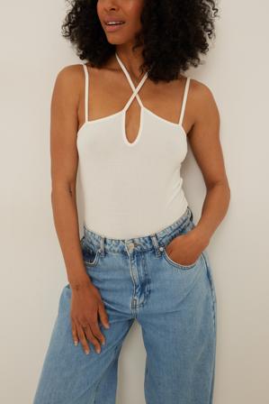 NA-KD Party Ribbad body med axelband - Strap & Tie Tops - OffVit - X-Large