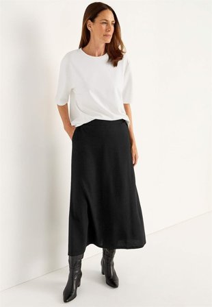 Cellbes of Sweden - Jerseynederdel med svaj med lommer i sort til damer i størrelse 38/40