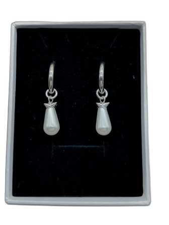 Handgjorda örhängen inspirerade av Maria Nilsdotter