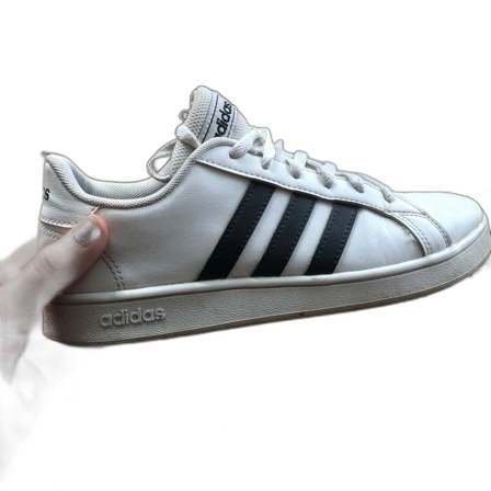 Adidas skor