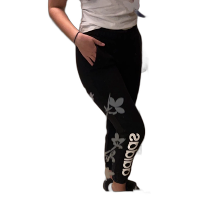 Adidas mjukis byxor stl 152