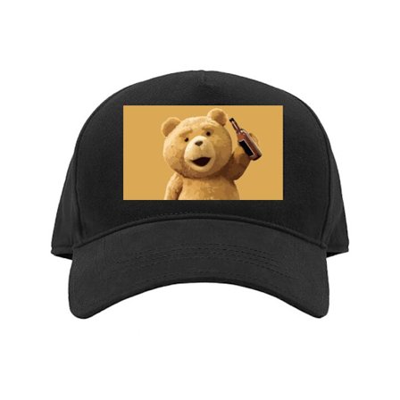 Kasket Sød teddybjørn med ølflaske i hånden på gult baggrund, humoristisk illustration til plakater, telefoncovers og legende indretning.