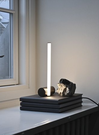 Stick bordlampe H30,5 - hvit