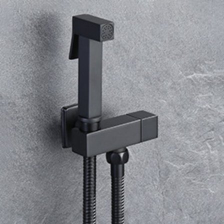 WC-suihkusarja, musta messinkinen käsisuihku, seinälle asennettava bideesuihku