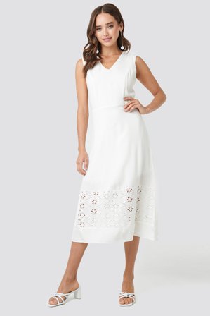Trendyol Embroidery Detail Midi Dress - Robes - Blanc - EU 34