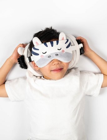 Puckator Relaxeazzz Adoramals Maddie The Axolotl Travel Pillow & Eye Mask - White - ONE SIZE