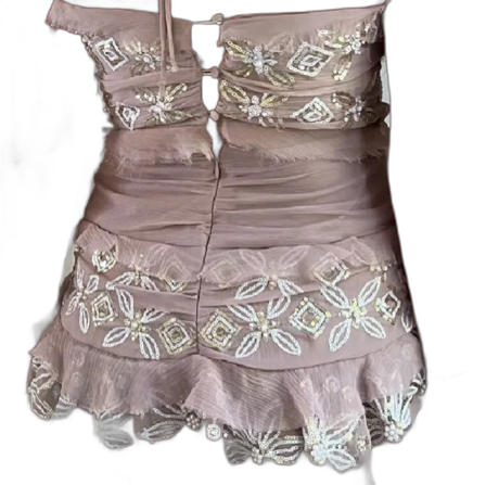 klänning med paljetter från Asos design