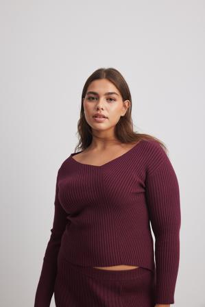 NA-KD Pull asymétrique en maille côtelée - Pulls - Burgundy - XX-Small
