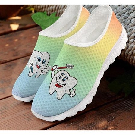 Söta tecknade tandmönster kvinnor Slip On Sneakers ( set 1)