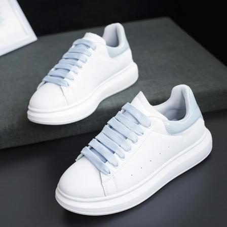 Modedesigner små vita skor, klassiska mångsidiga löparskor för studenter, sportskor med gummisula för män och kvinnor photo color 39