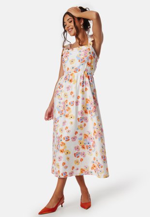 Pieces Pckarlson SL open back tie dress Klær