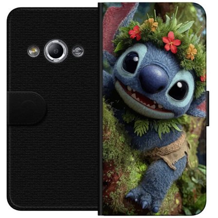 Kompatibelt Lommeboketui til Samsung Galaxy Xcover 3 Glad blå fantasiskapning med blomsterkrans klatrer lekent i trær, lekent naturmotiv med eventyr