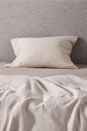 Jotex - Putevar - Økologisk Linbeige - LILIA - Kjøp Putevar hos Jotex