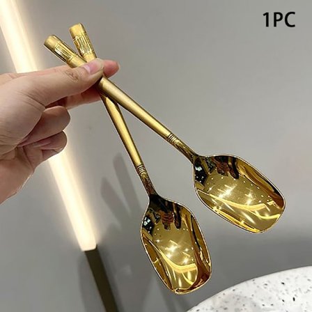 Ruostumattomasta teräksestä valmistettu lusikka Paksu pitkävartinen keittolusikka kuumaan pottiin