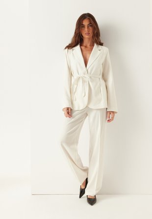 BUBBLEROOM - Belt Detail Blazer - Offwhite