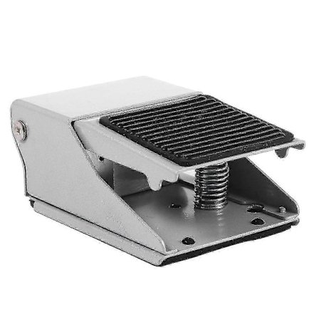 Pneumatisk fotpedal Momentan 3-veis 2-posisjon Sklisikker Trykkstyring