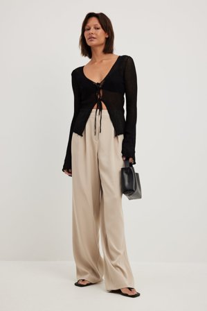 NA-KD Pantalon de tailleur à plis et taille haute - Tailleurs - Beige - EU 40