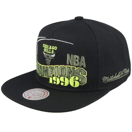 Mitchell & Ness - Negro snapback Gorra - Chicago Bulls 96 Champ Flipside Black Snapback @ Hatstore