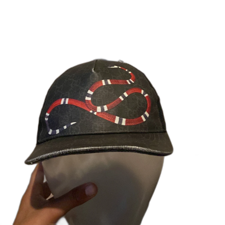 Gucci keps med orm och mesh, storlek L