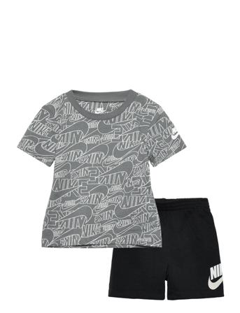 Nkb B Nsw Nike Read Aop Short Patterned Nike