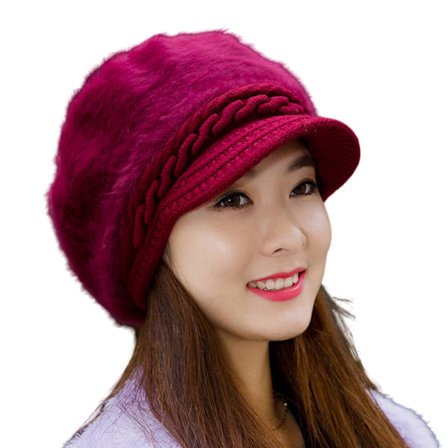 (ee) Lämmin, väljä talvihattu naisille, jossa on lieri, neulottu baretti, pääkallomyssy visiirillä