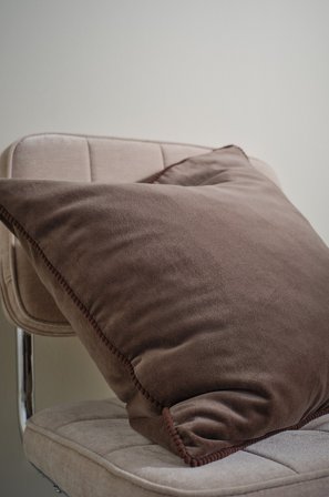 Jotex - Putetrekk 50x50 Cm brun - BOBBI - Kjøp Pynteputer & trekk hos Jotex