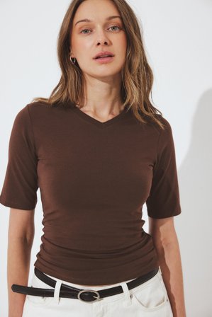 NA-KD - T-skjorte med lengre ermer - T-Shirts - Brun - S