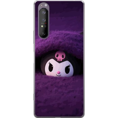 Kompatibelt Mobildeksel til Sony Xperia 1 II Kuromi i et lilla fluffete miljø med en mystisk kawaii-design.
