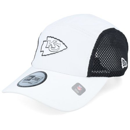 New Era - NFL Vit Keps - Kansas City Chiefs Poly Runner White/Black 5-panel @ Hatstore
