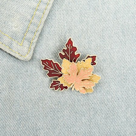 Fall Custom Maple Leaf Enamel Pins Multi-layer Brooches Bag Lapel Pin Cartoon Plant Specimen Jewelry Gifts for Lovers Wholesale