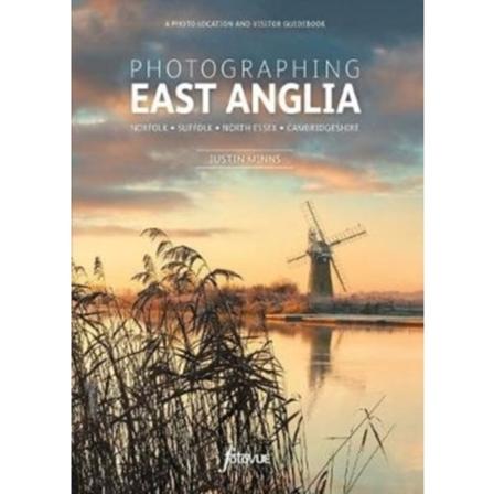 Photographing East Anglia (häftad, eng)