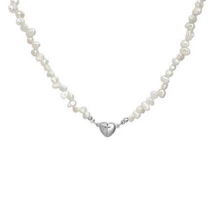 Trendigt pärlhalsband med kedja för kvinnor och flickor, hjärtformad berlock