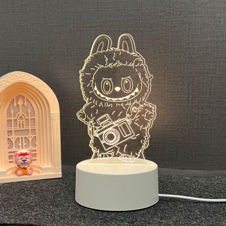 Sød Anime Figur Natlampe - 7 Farveskiftende LED Dekorationslampe, Perfekt Børnegave til Jul & Fødselsdag