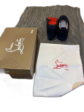 Mörkblå sneakers från Christian Louboutin