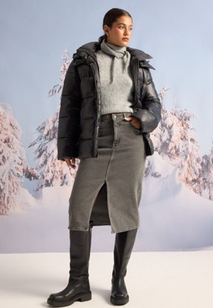 BUBBLEROOM - Semi Shiny Padded Jacket - M