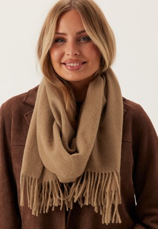 GANT - Wool Woven Scarf - Warm Khaki - Accessoarer - - Bubbleroom