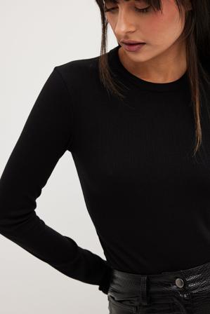 NA-KD Basic Ribbed Long Sleeved Round Neck Top - Basic toppe - Sort - XX-Small