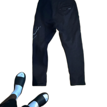 Svarta Hoodrich mjukisbyxor med tryck