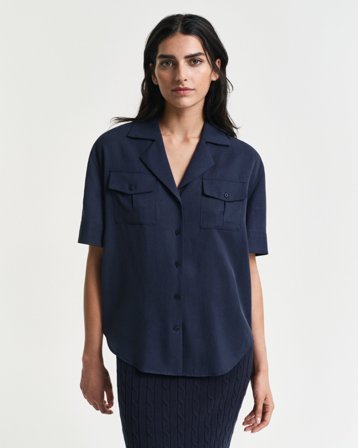 GANT Damen Relaxed Fit Bluse mit Brusttasche (38) Blau