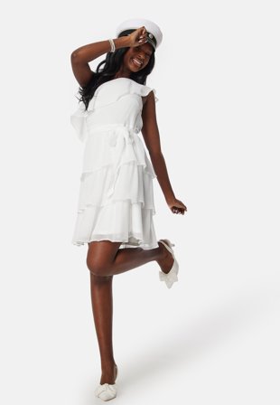 VILA Viabbelone flounce short dress Cloud Dancer Klær