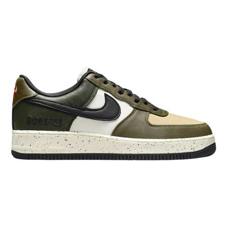 Nike Sneakers , Bruin , Heren , Maat: 44 EU